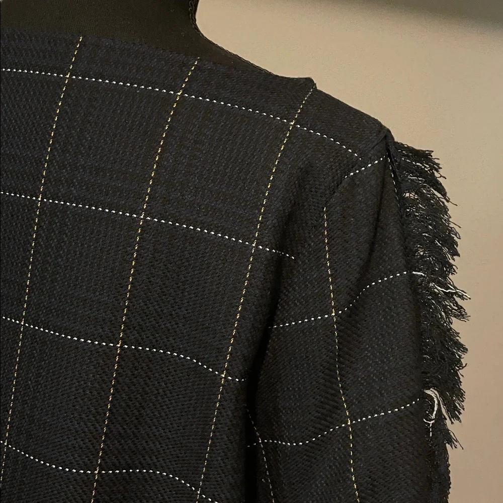 H&M Plaid Top Blouse Women Size 10 Black Blue  Yellow Subtle Decorative Fraying - Picture 4 of 14